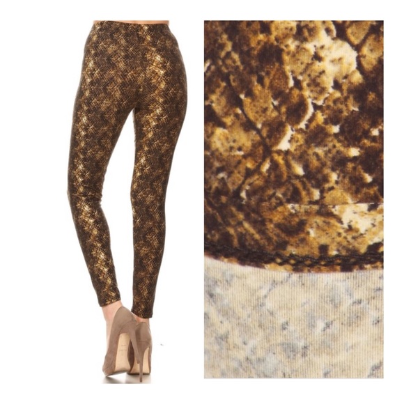 2️⃣/$30 Bronze Snake High Waist Legging - Picture 2 of 2
